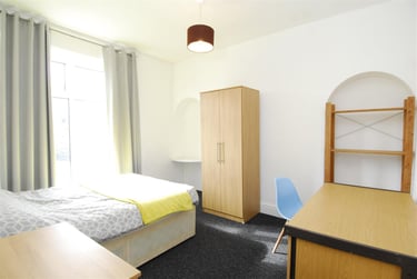 5 bed house, Greenbank, City Centre, Plymouth, PL48QH - Image 13